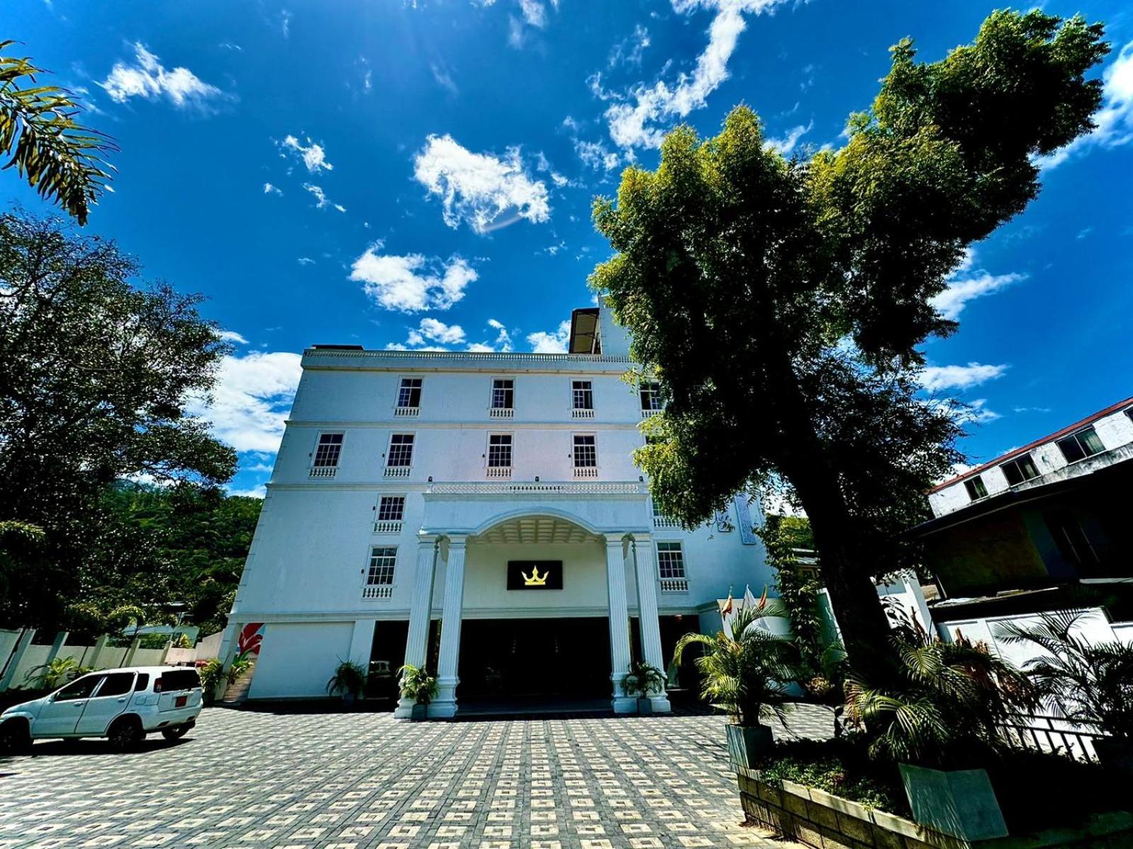 Crown Regency- Badulla Hotel Exterior foto