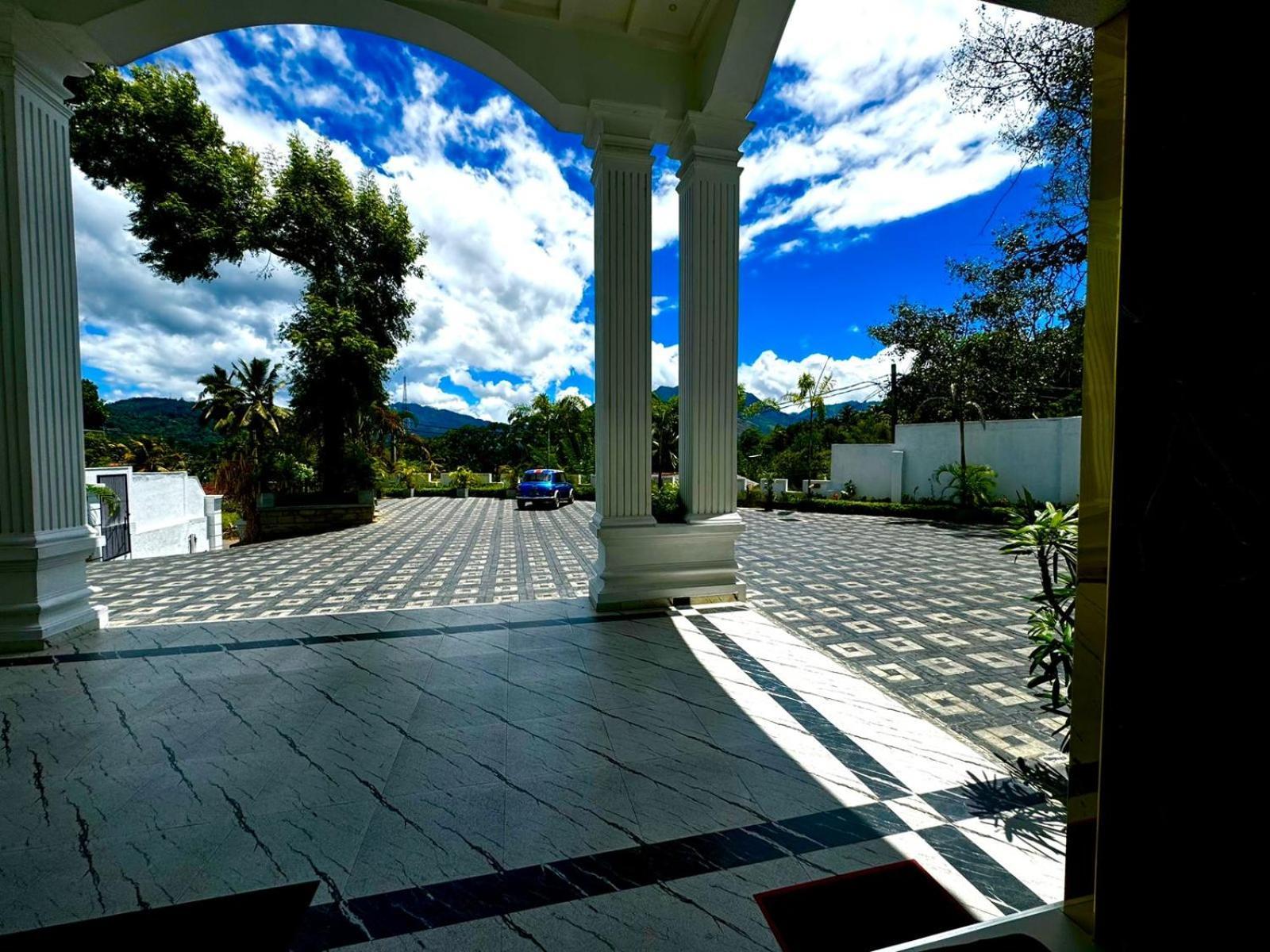 Crown Regency- Badulla Hotel Exterior foto